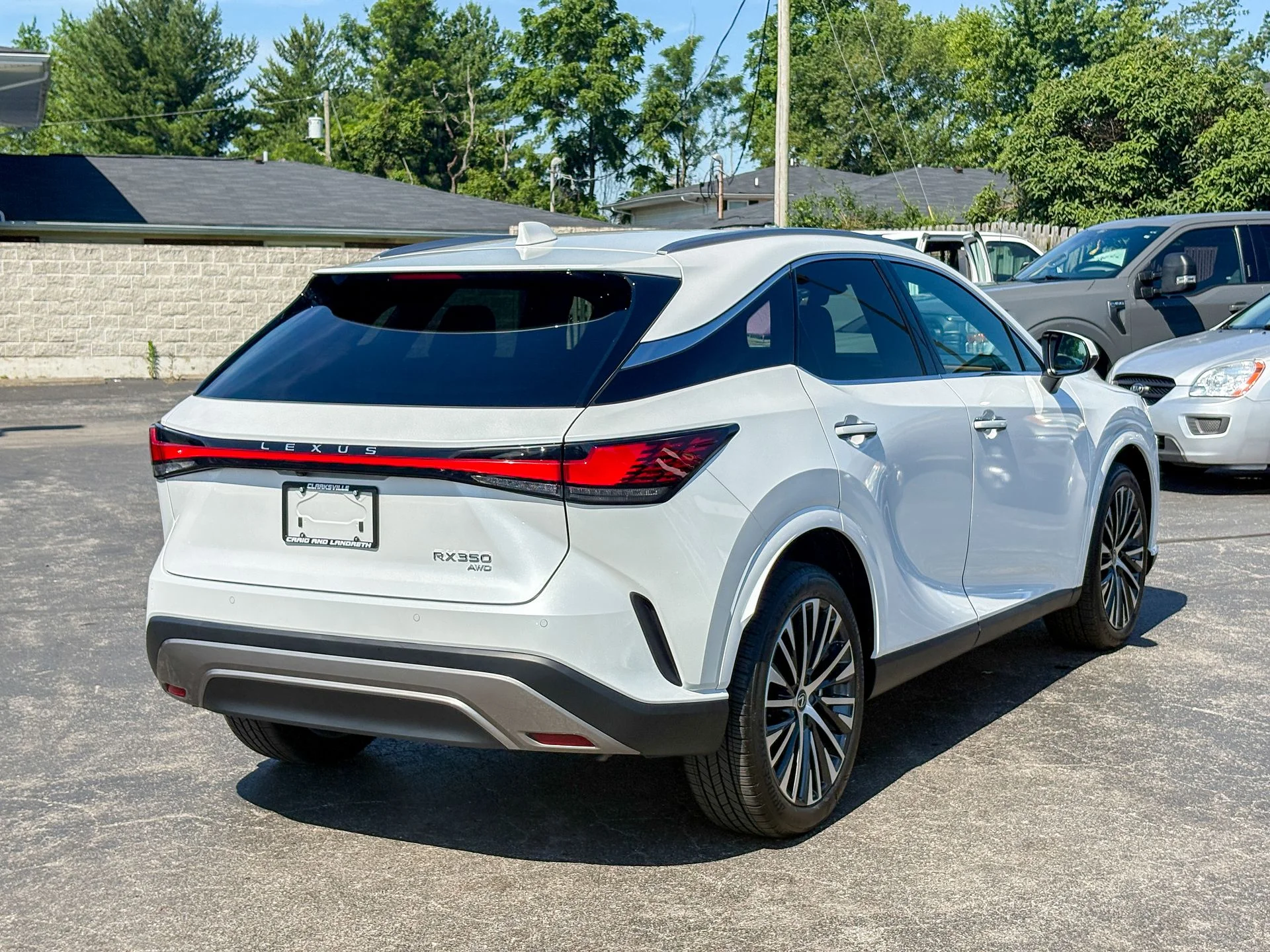 Used 2023 White Lexus 350 Premium Plus image 15
