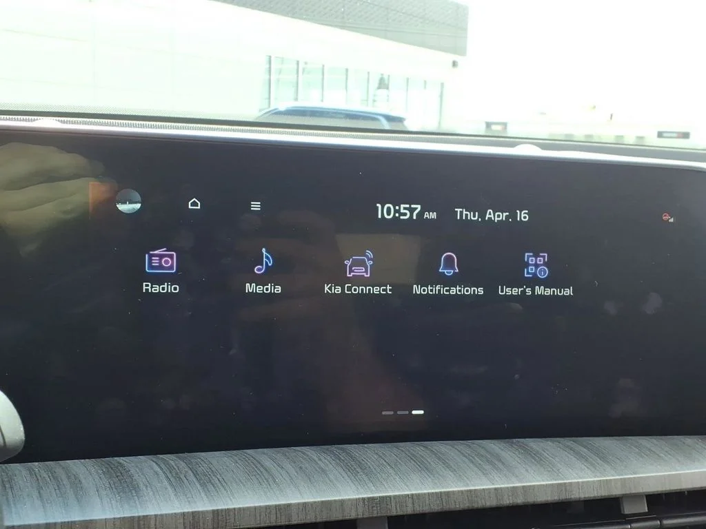 2025 Kia Telluride SX - Photo 18
