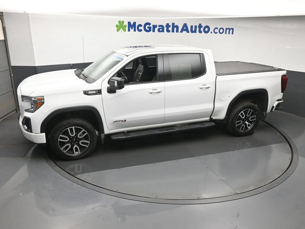 Used 2021 White GMC AT4 image 20