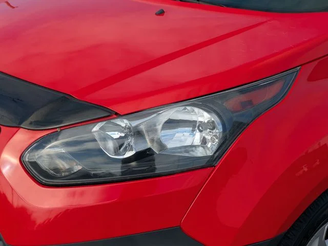 Used 2016 Red Ford XL image 9