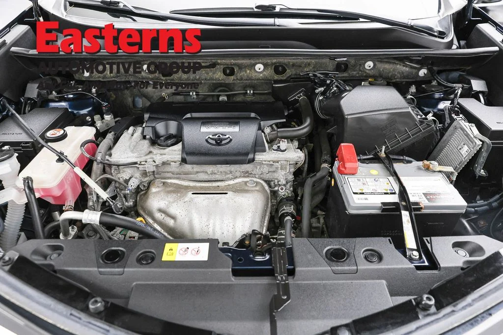Used 2017 Blue Toyota XLE image 7