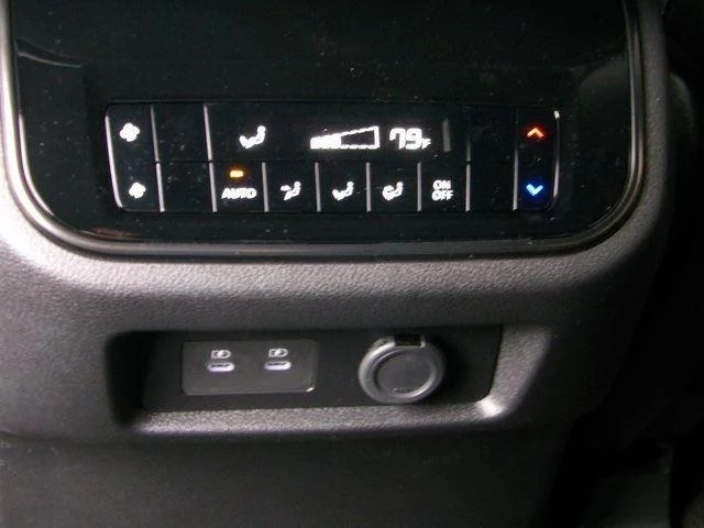2025 Nissan Armada PRO-4X - Photo 23