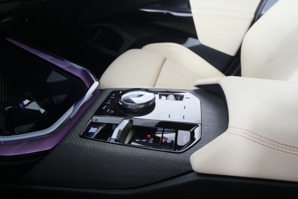 Used 2026 Alpine White BMW 30 xDrive image 21