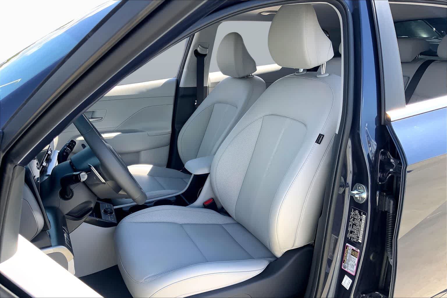 Used 2024 Denim Blue Pearl Hyundai Limited image 7