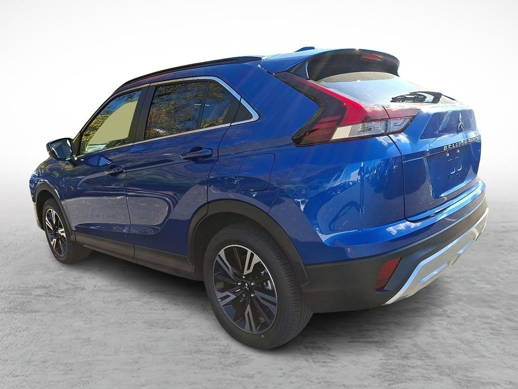 New 2026 Blue Mitsubishi SE image 3