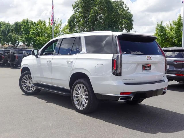 Used 2024 White Cadillac Premium Luxury image 9
