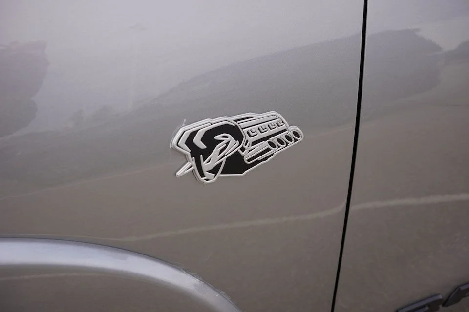 New 2026 Billet Silver Metallic Clear-Coat Exterior Paint RAM Big Horn image 10