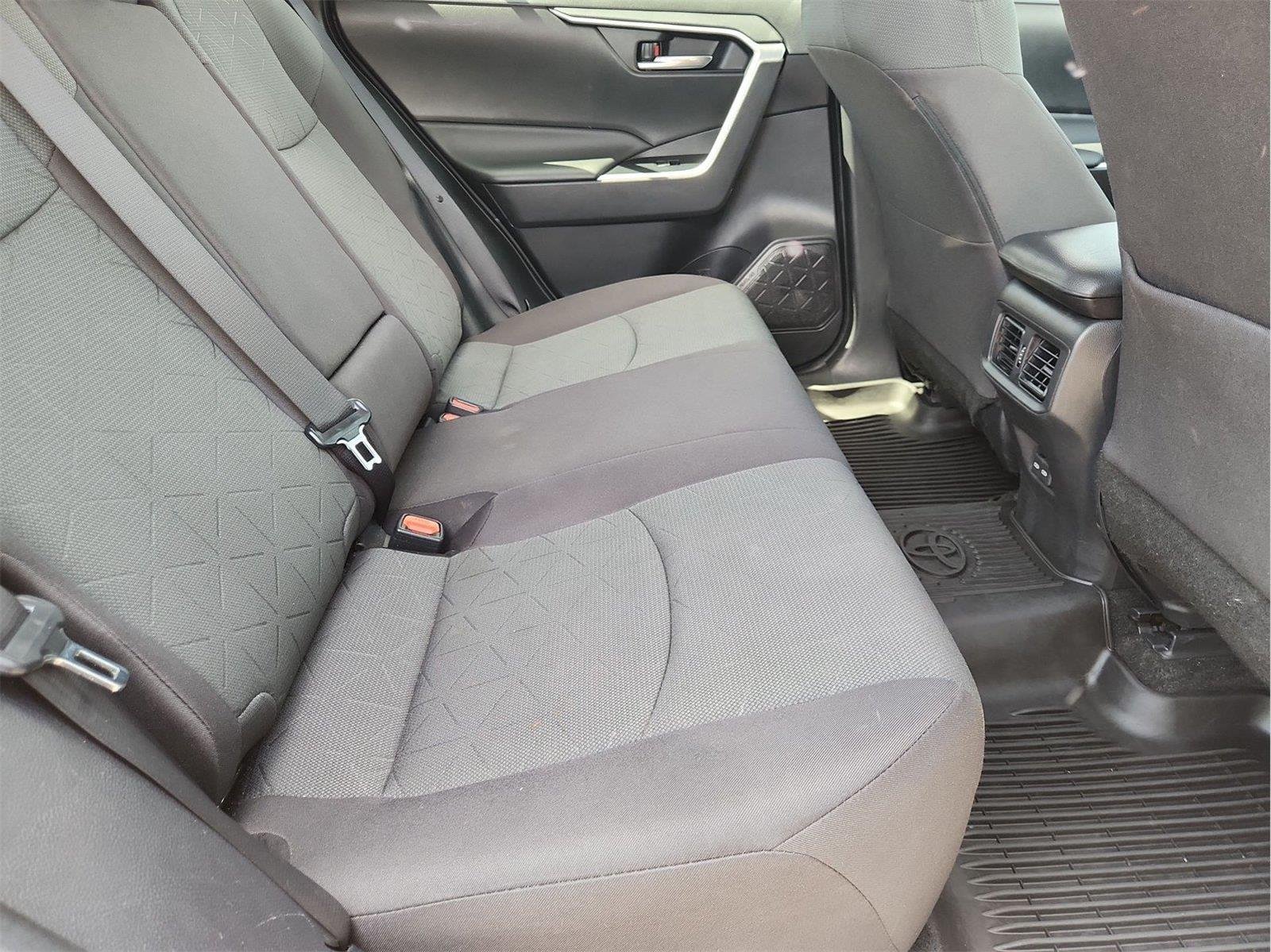 2023 Toyota RAV4 photo 26 of 33