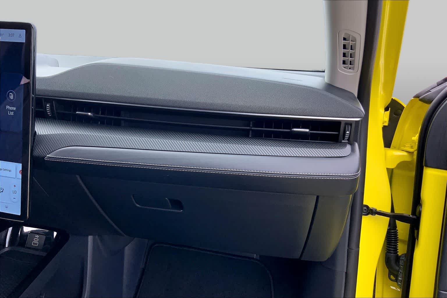 Used 2025 Grabber Yellow Ford Select image 17