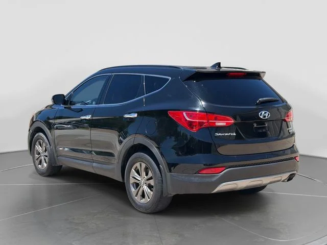 Used 2013 Black Hyundai Base image 6