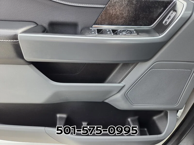 Used 2023 Oxford White FORD XLT 4WD SUPERCREW 5.5