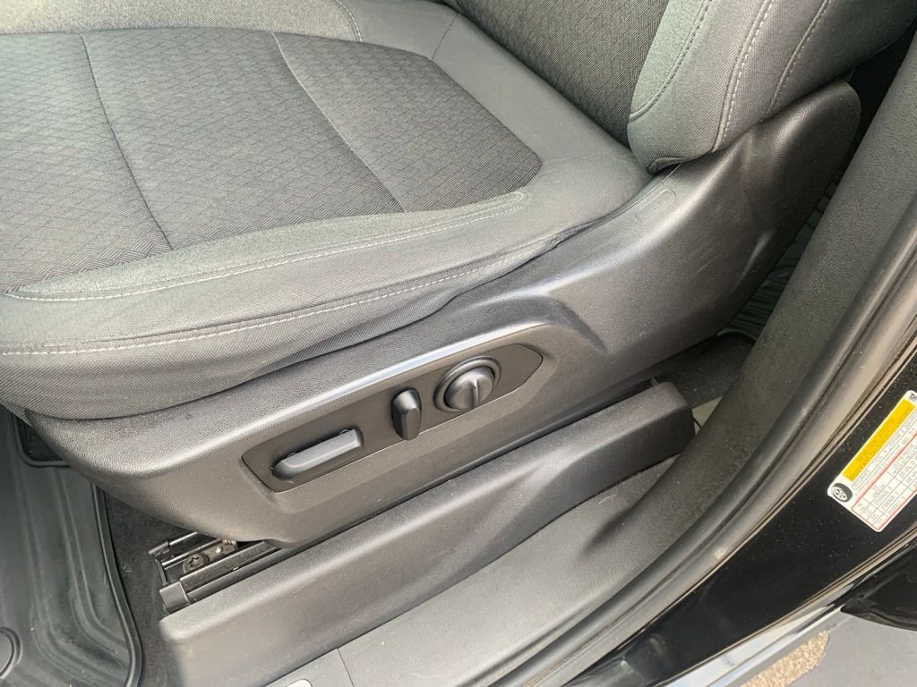 Used 2020 Black GMC Elevation image 14