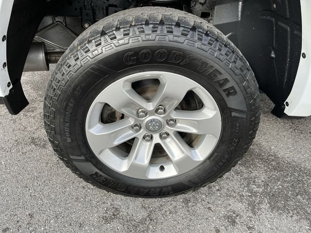 Used 2022 White Ram Laramie image 20