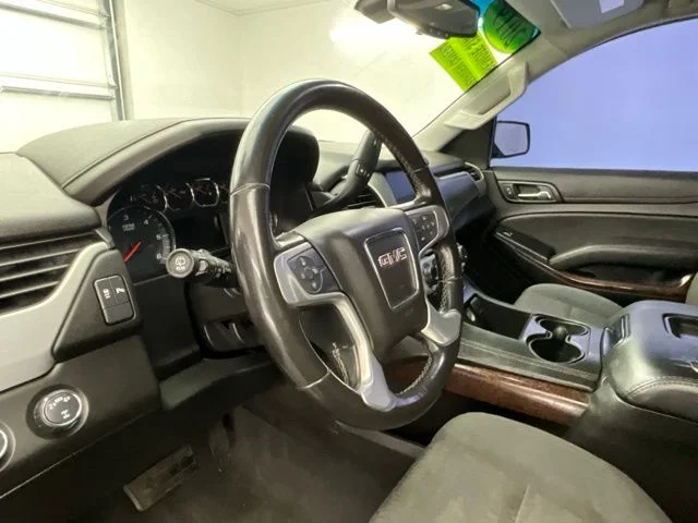 Used 2019 Silver GMC SLE image 17
