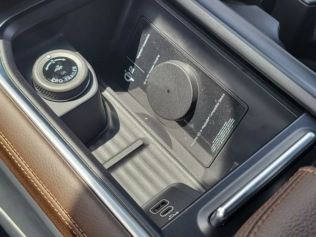 New 2027 White Metallic Ford King Ranch image 32
