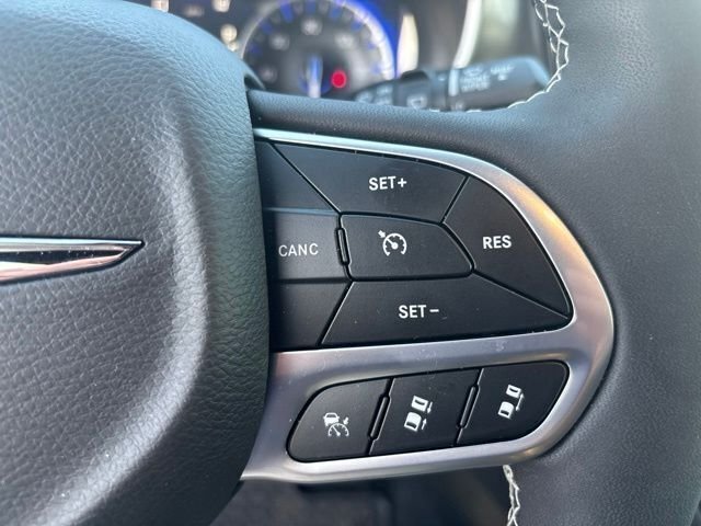 Used 2026 Blue Chrysler Select image 17