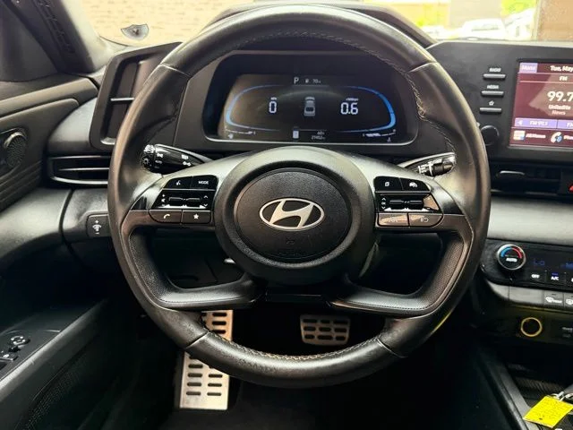 Used 2025 Fluid Metal Hyundai SEL Sport image 15
