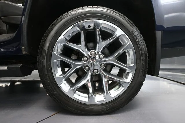 2020 GMC Yukon Denali - Photo 13