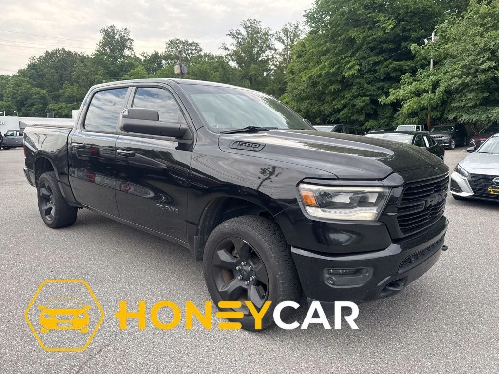 2019 RAM 1500 Big Horn/Lone Star 4x4 Crew Cab 5'7's photo