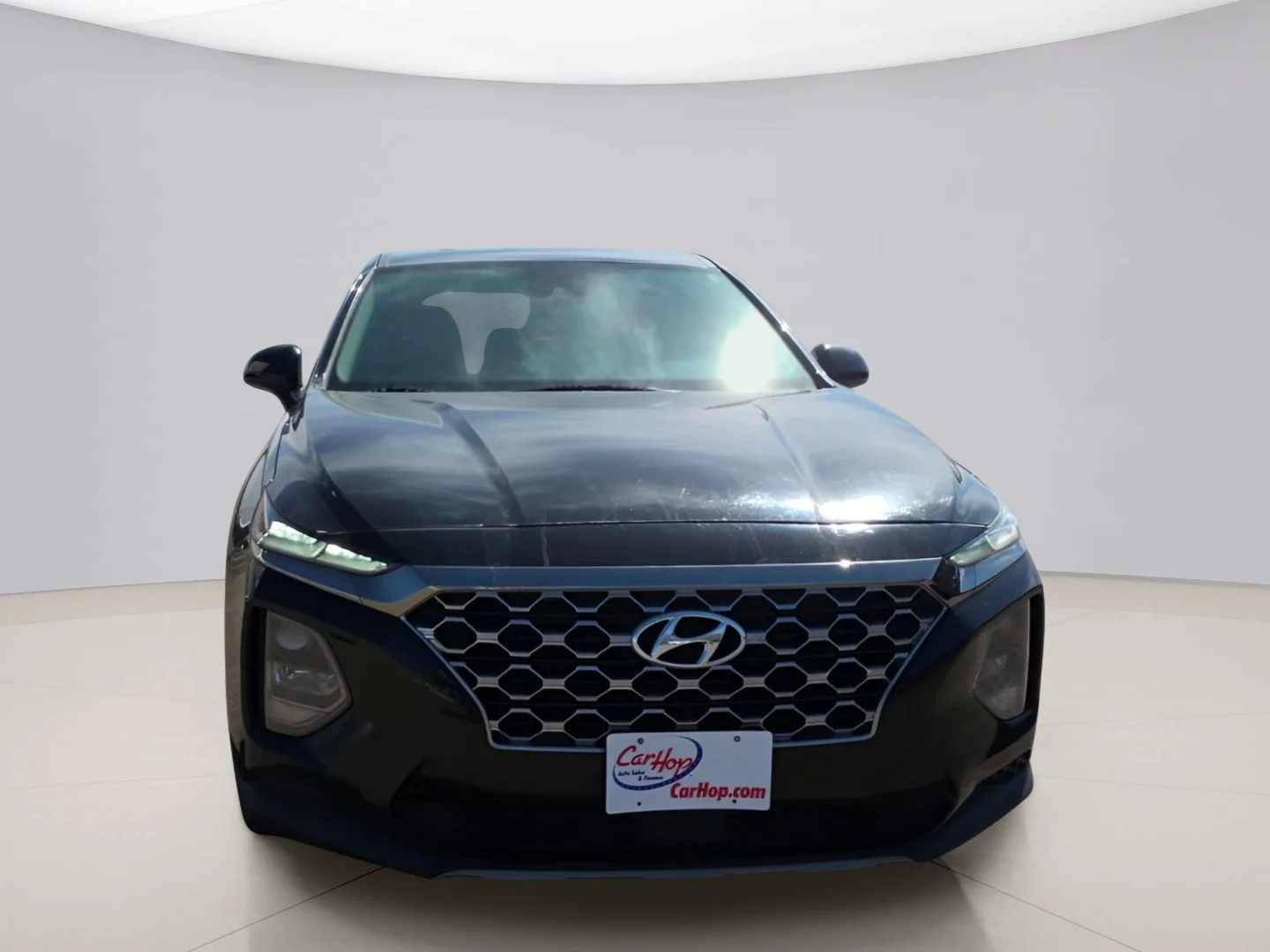 Used 2019 Black Hyundai SE image 7