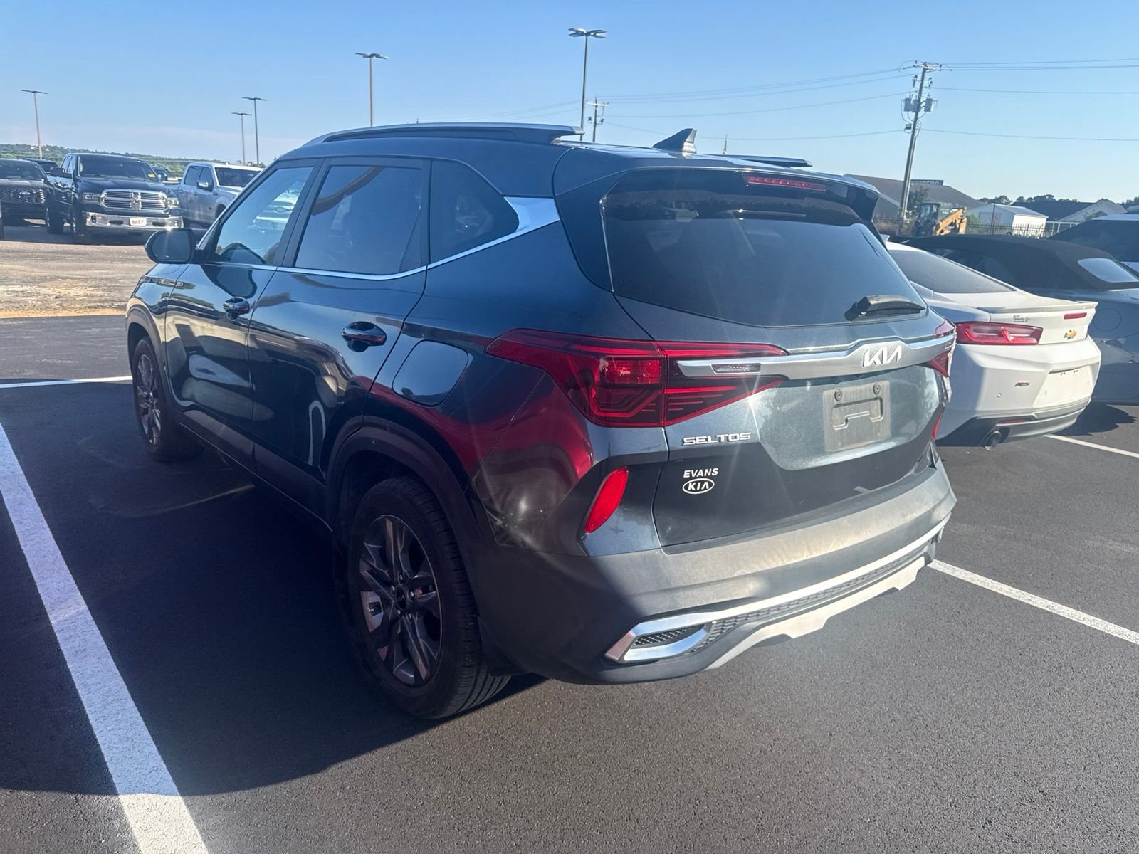 Used 2023 Gray Kia S image 4