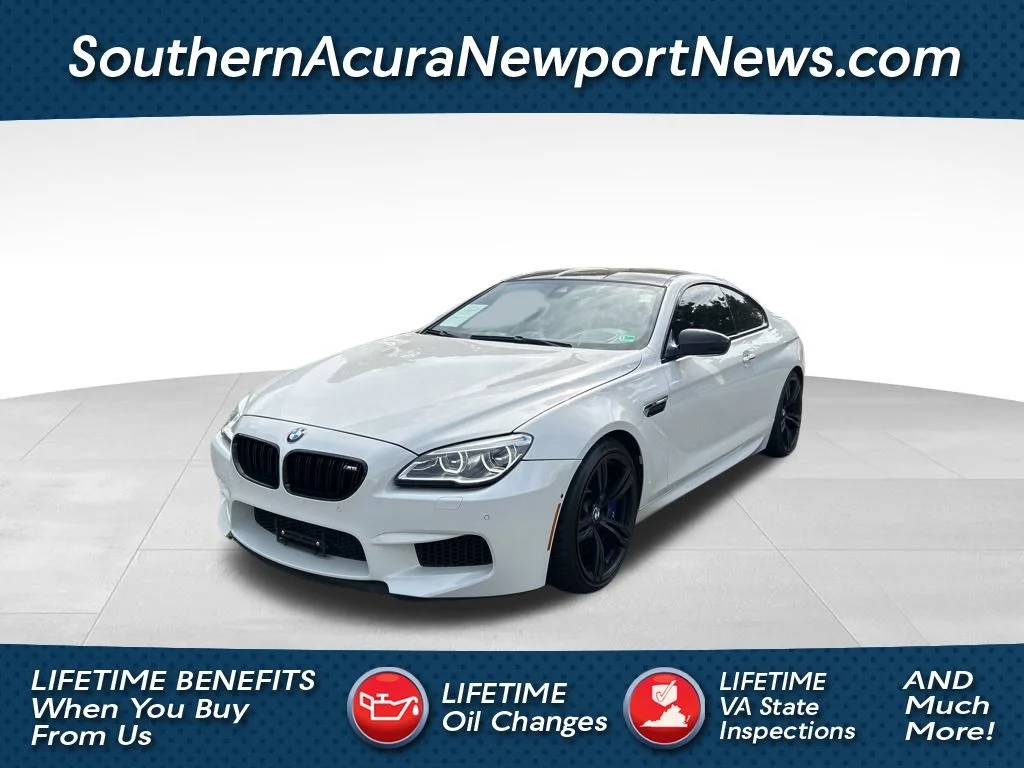 Used 2017 White BMW Competition image 1