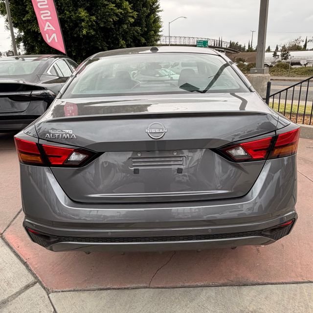 New 2026 Gun Metallic Nissan SV image 7