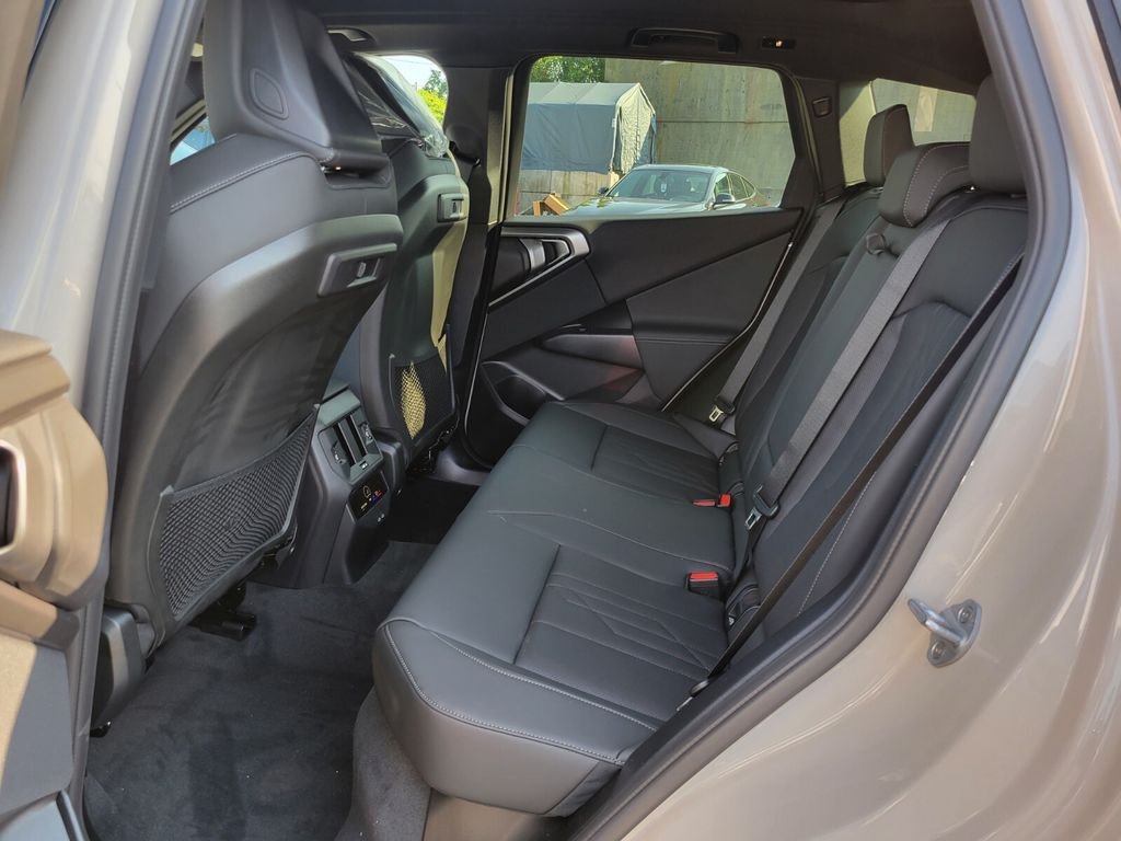 2026 BMW X3 30 - Photo 17