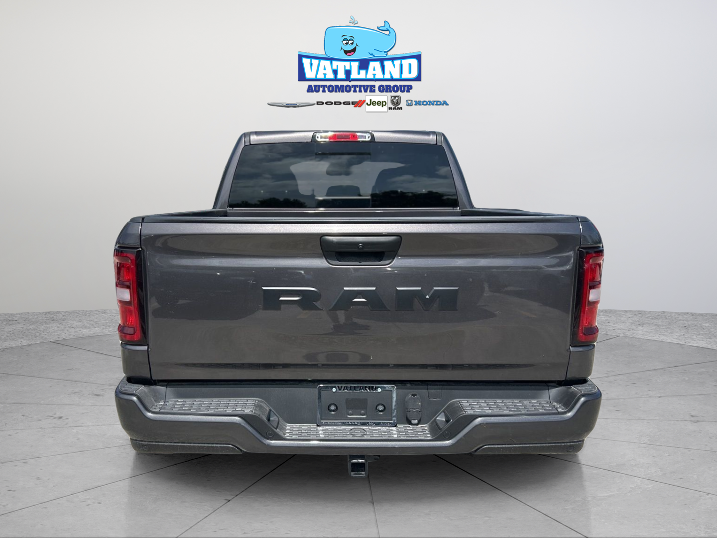 New 2026 Granite Crystal Metallic Clear-Coat Exterior Paint RAM Express image 4