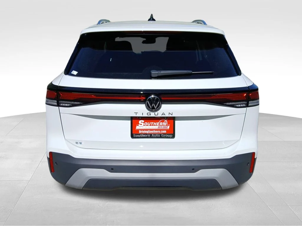 New 2026 White Volkswagen 2.0T SE image 4