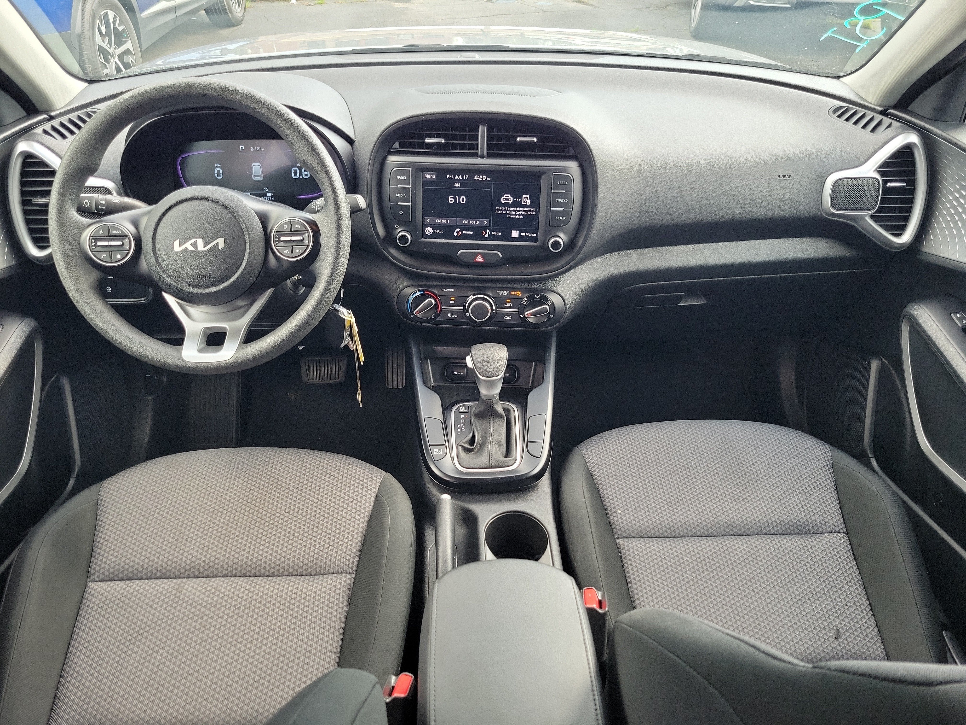 Used 2025 Gray Kia  image 9