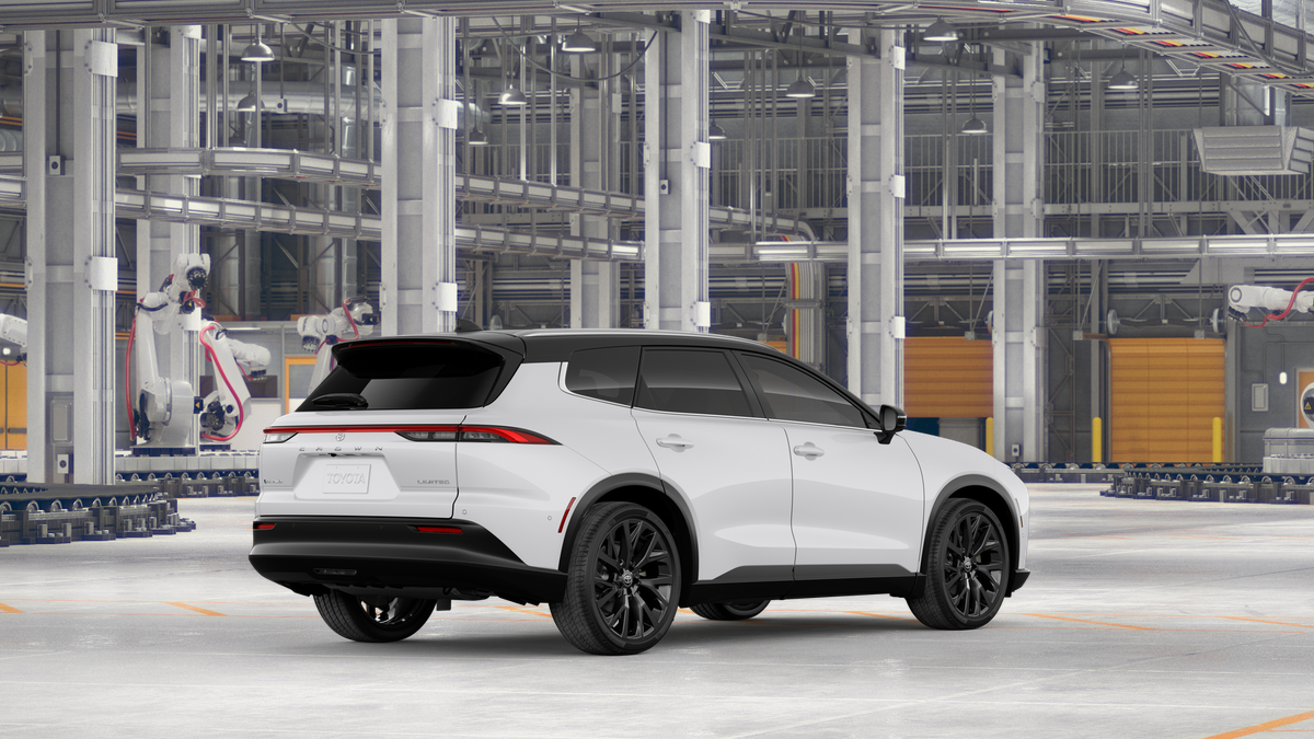 New 2026 Oxygen White with Black roof Toyota Limited image 11