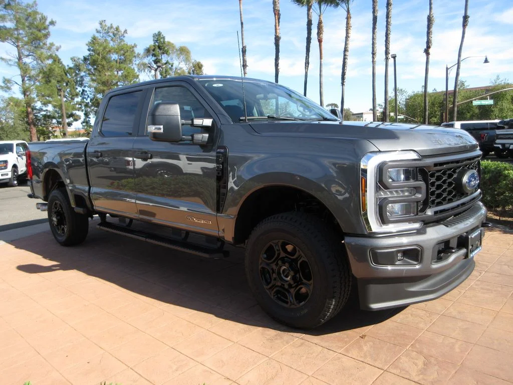 New 2026 Carbonized Gray Metallic Ford XL image 6