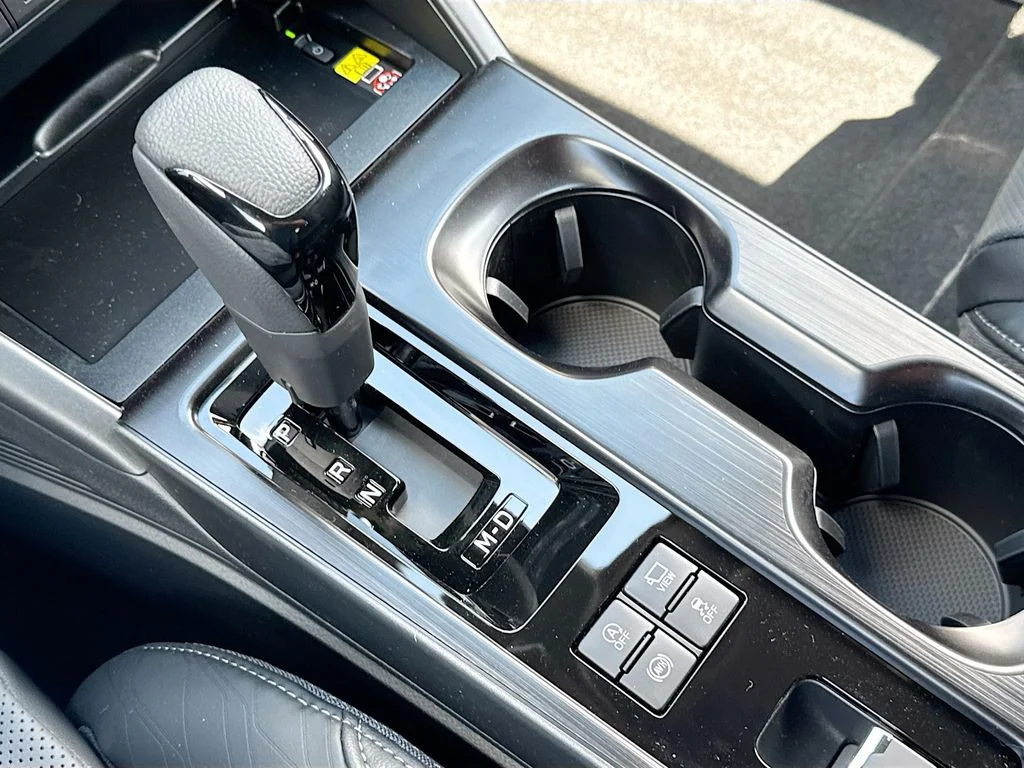 New 2026 ICE SILVER METALLIC Subaru Touring XT image 20