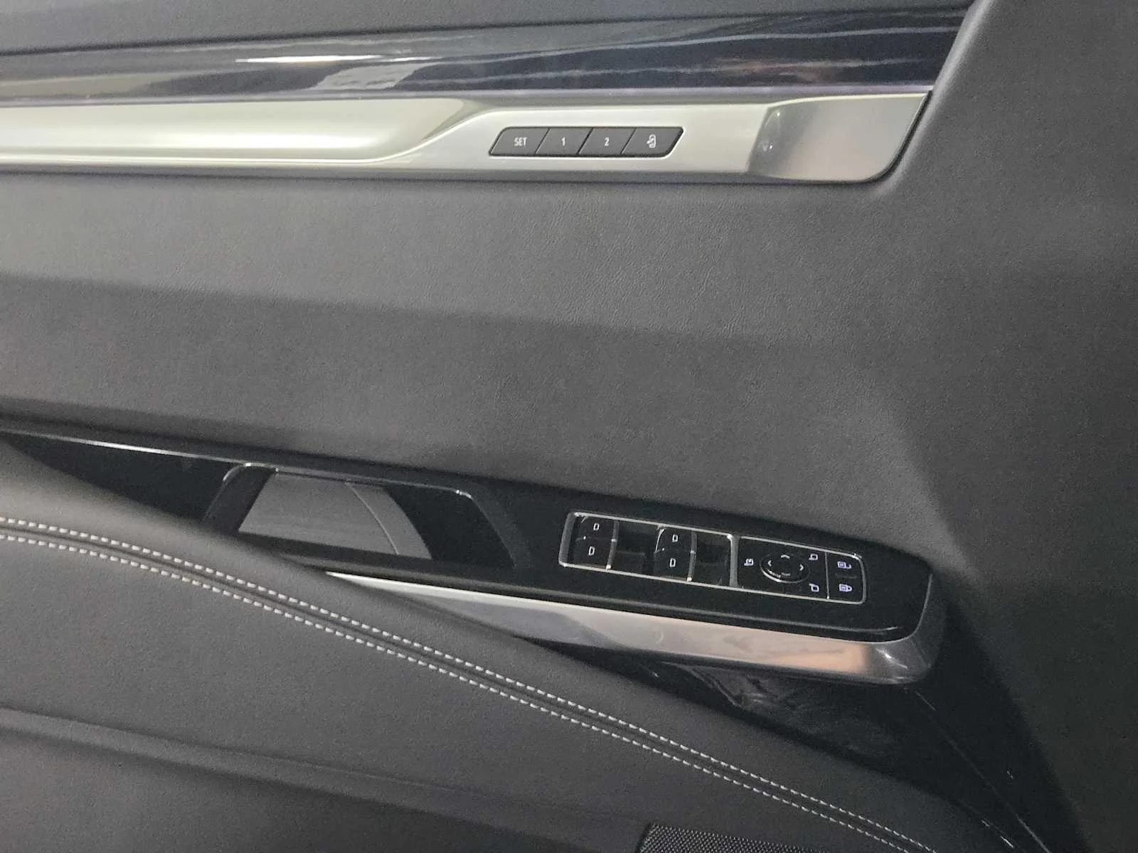 2026 Cadillac Escalade Sport - Photo 16