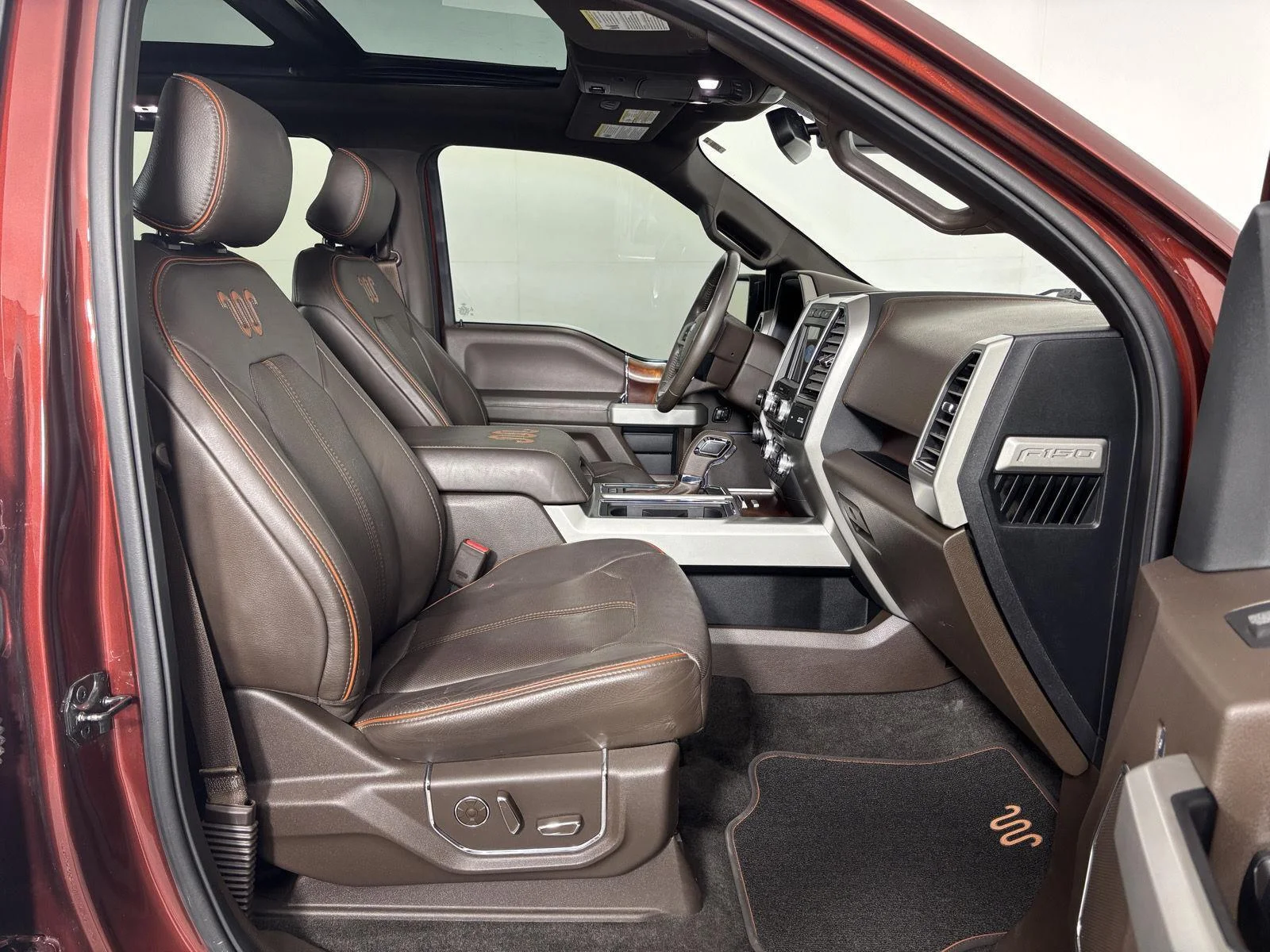 Used 2017 Bronze Fire/Caribou Ford King Ranch image 22