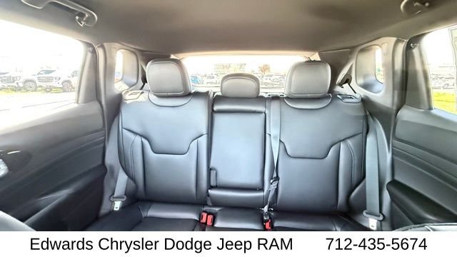 New 2026 Fathom Blue Pearl-Coat Exterior Paint Jeep Limited image 30