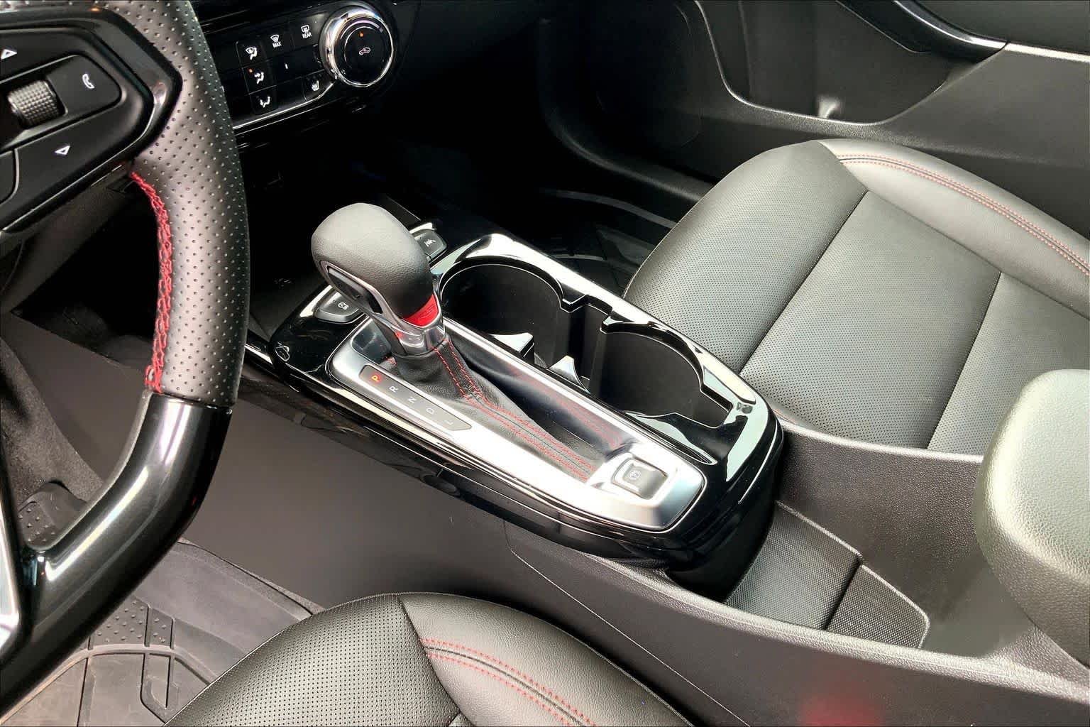 Used 2026 White Sands Chevrolet 2RS image 17