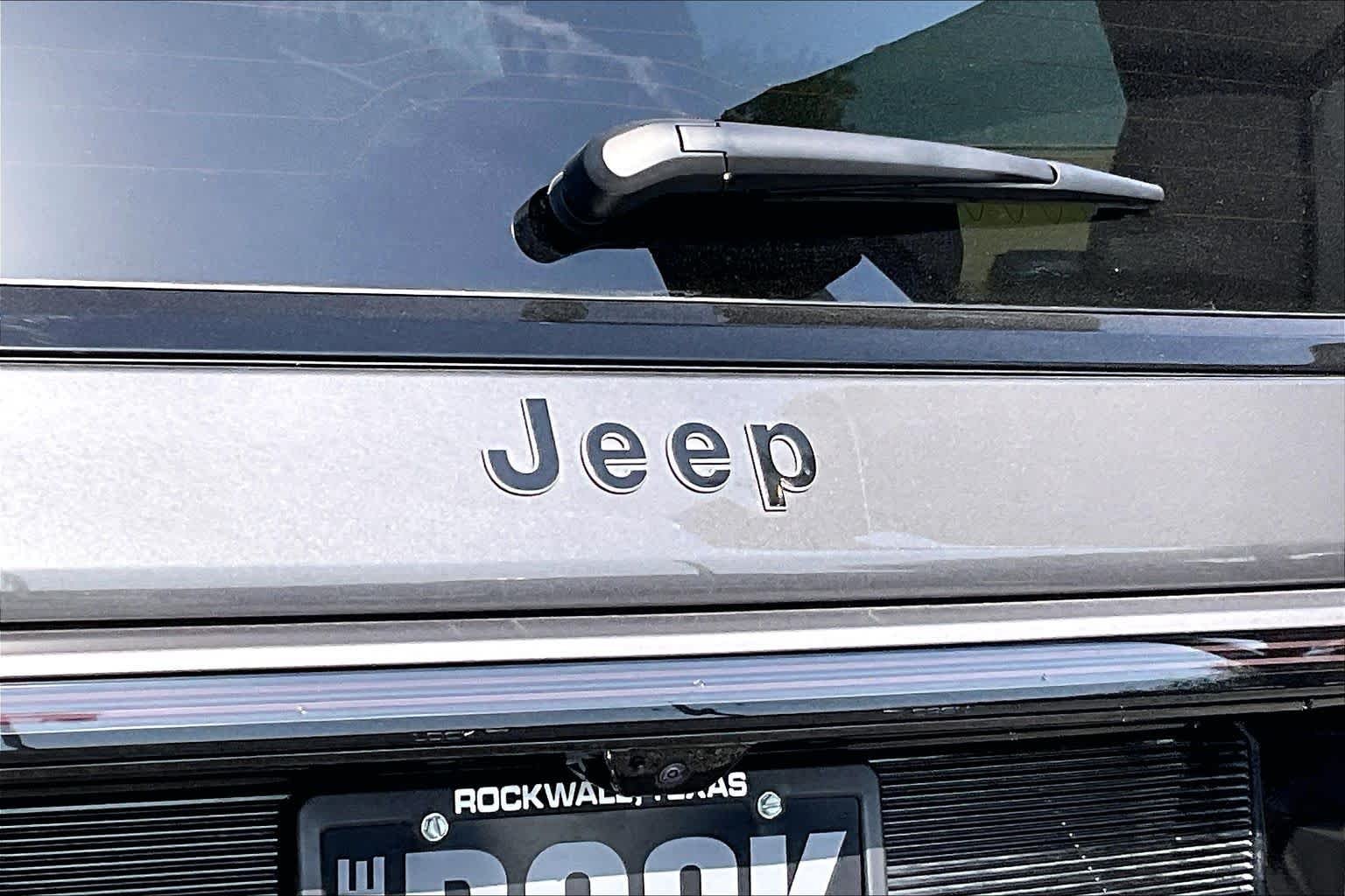 New 2026 Baltic-Gray Metallic Clear-Coat Exterior Paint Jeep Limited Altitude image 14