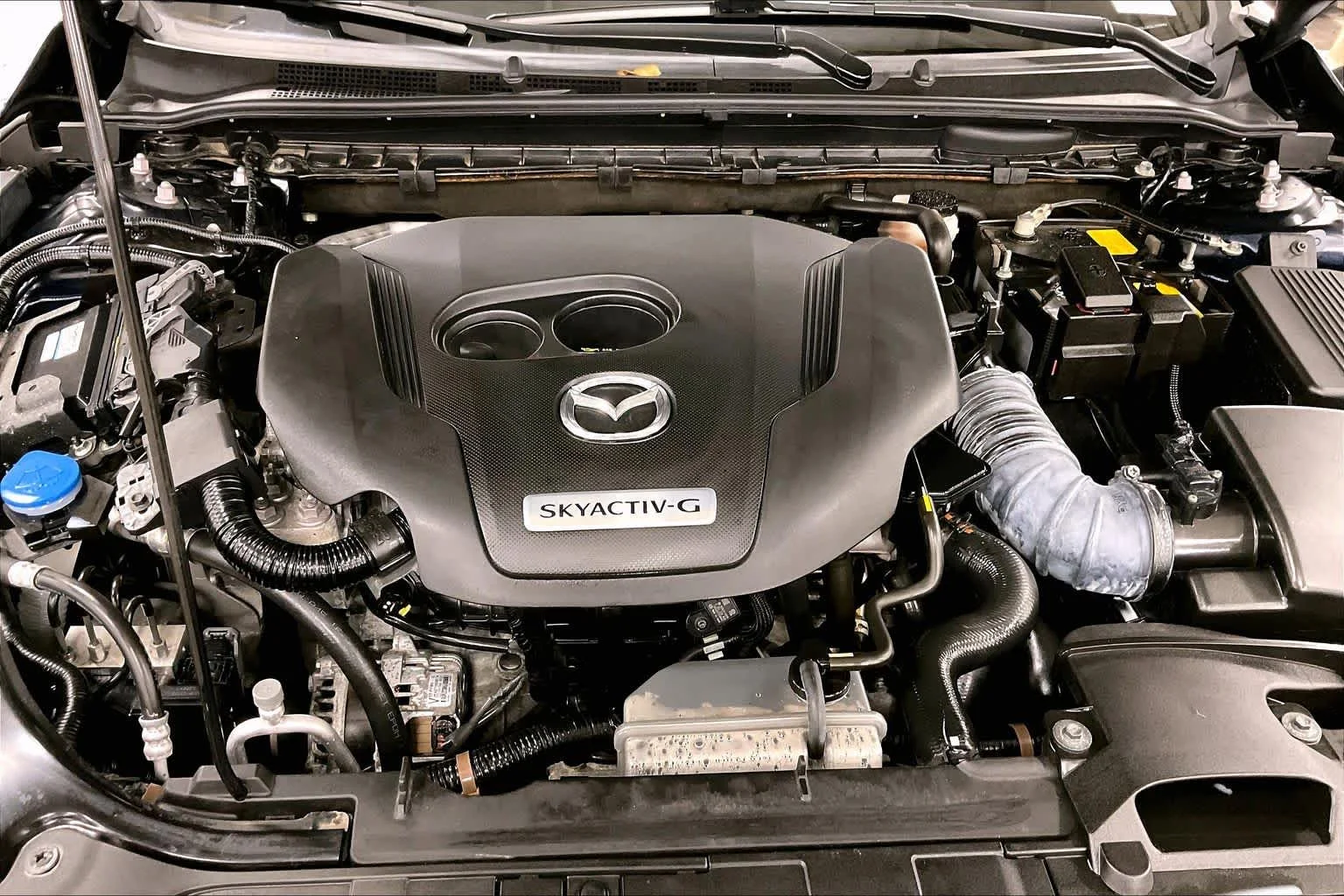 Used 2020 Deep Crystal Blue Mazda Signature image 30