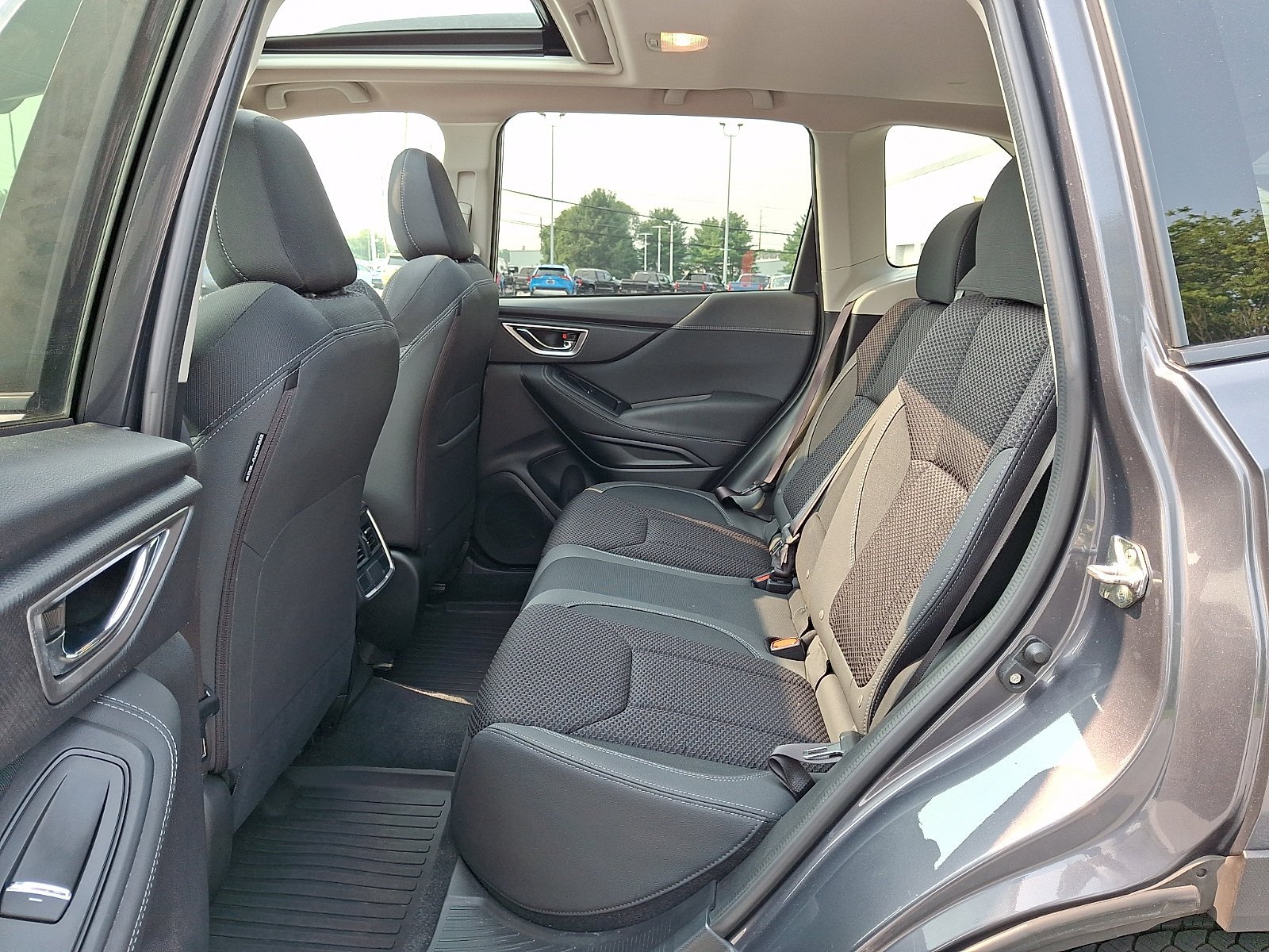 Used 2020 Magnetite Gray Metallic Subaru Premium image 11