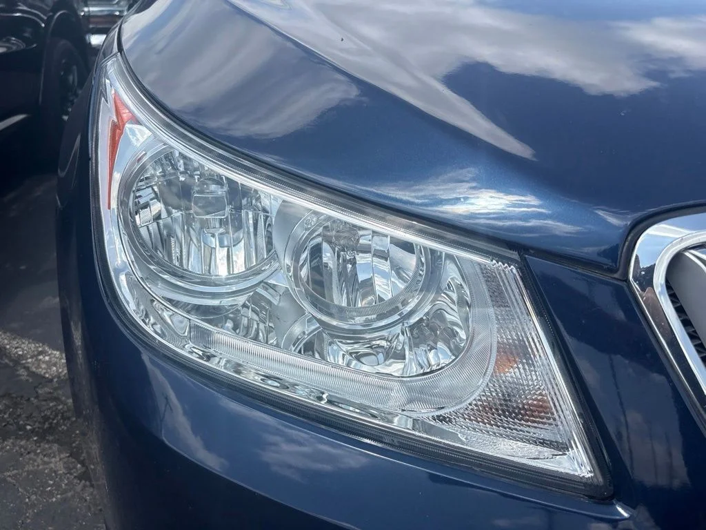Used 2011 Blue Buick CXL image 29