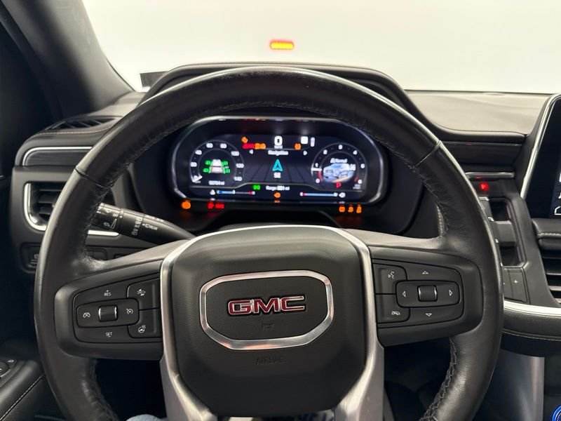 Used 2022 White GMC SLT image 30