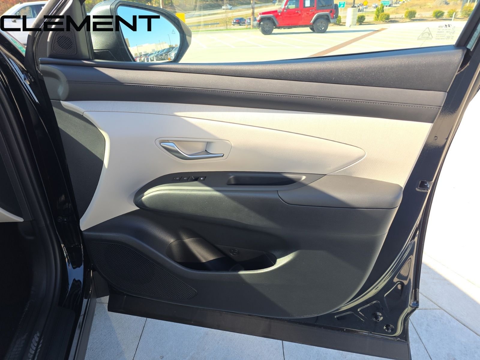 Certified Used 2026 Black Hyundai SEL Premium image 38