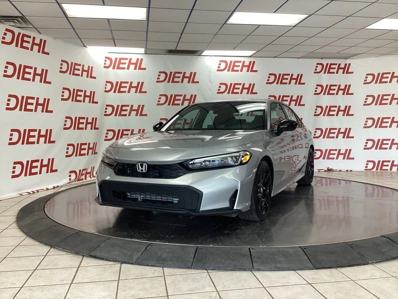 Used 2025  Honda Sport image 3