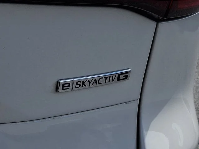 Used 2024 White Mazda 3.3 Turbo Preferred image 32