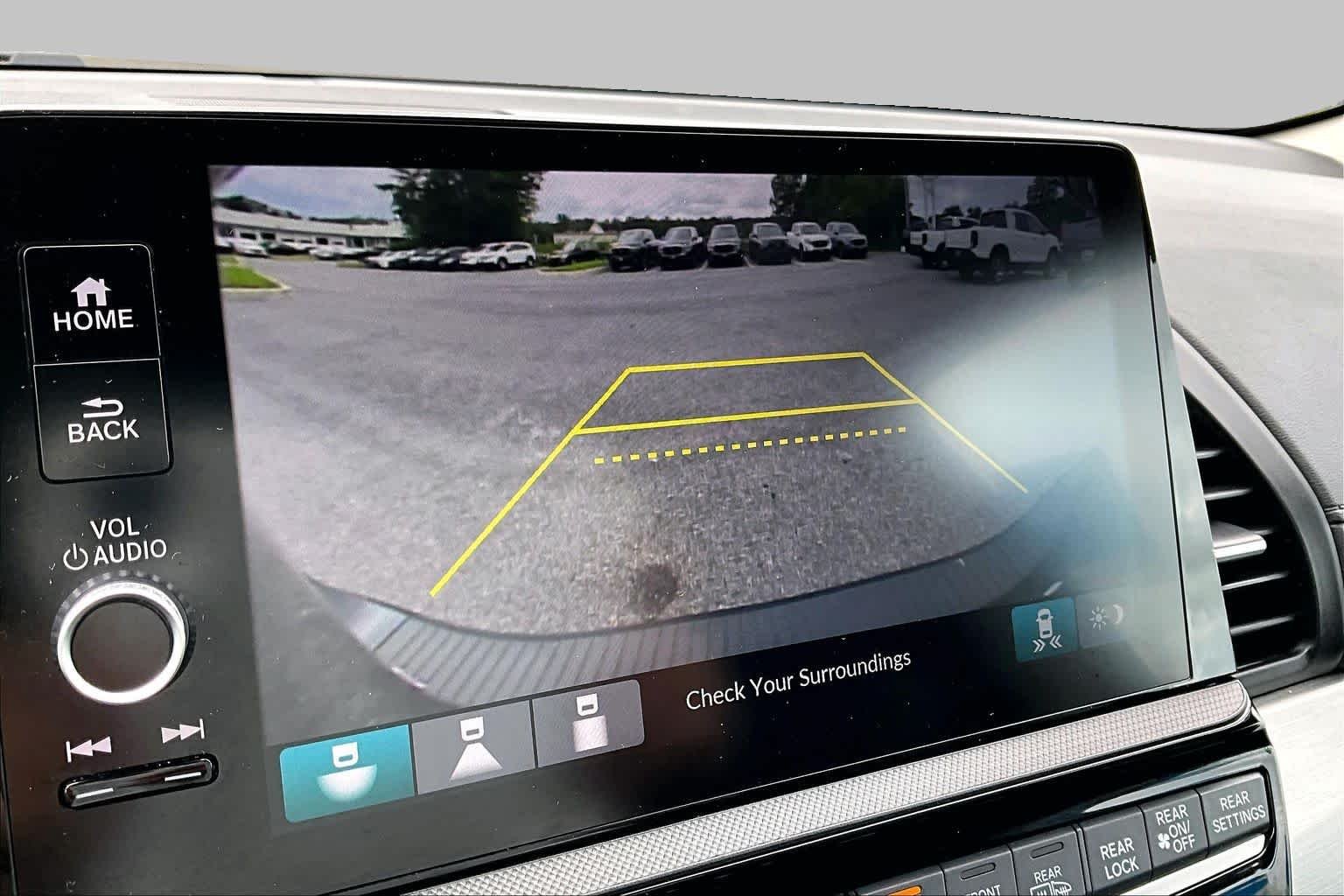 Used 2025 GRAY Honda EX-L image 27