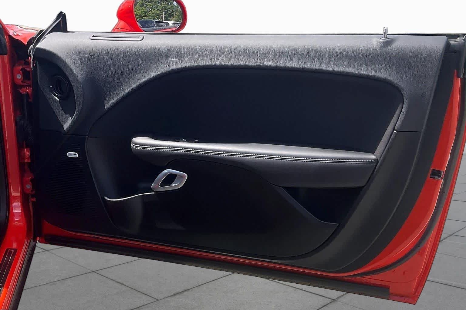 Used 2022 Go Mango Dodge R/T Scat Pack Widebody image 19