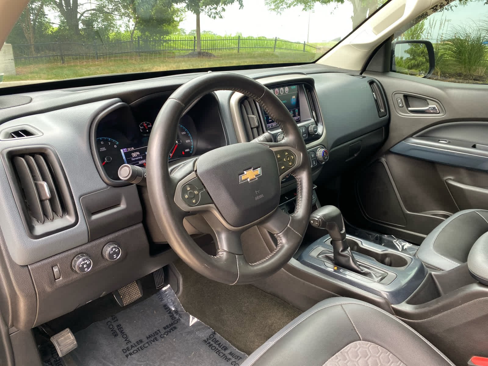 Used 2016 BLACK Chevrolet 4WD Z71 image 8