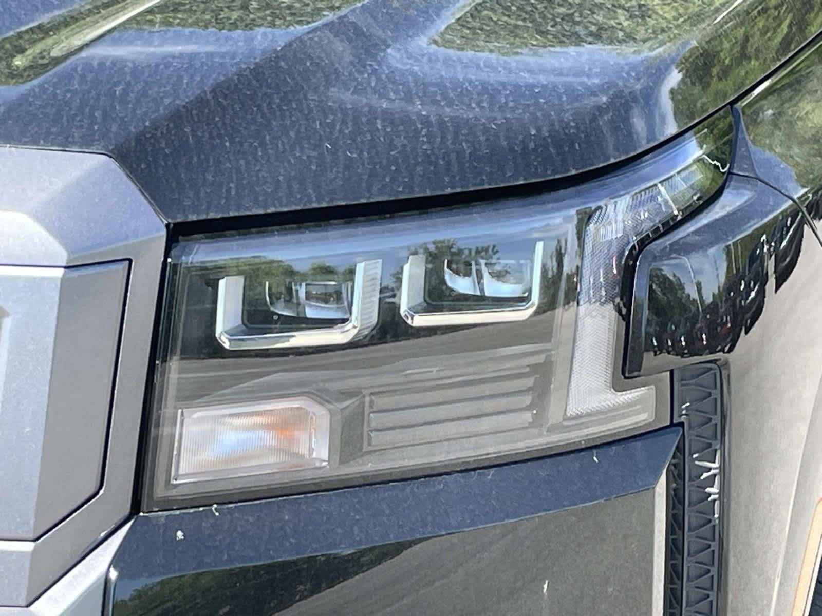 New 2026 Super Black Nissan SV image 13
